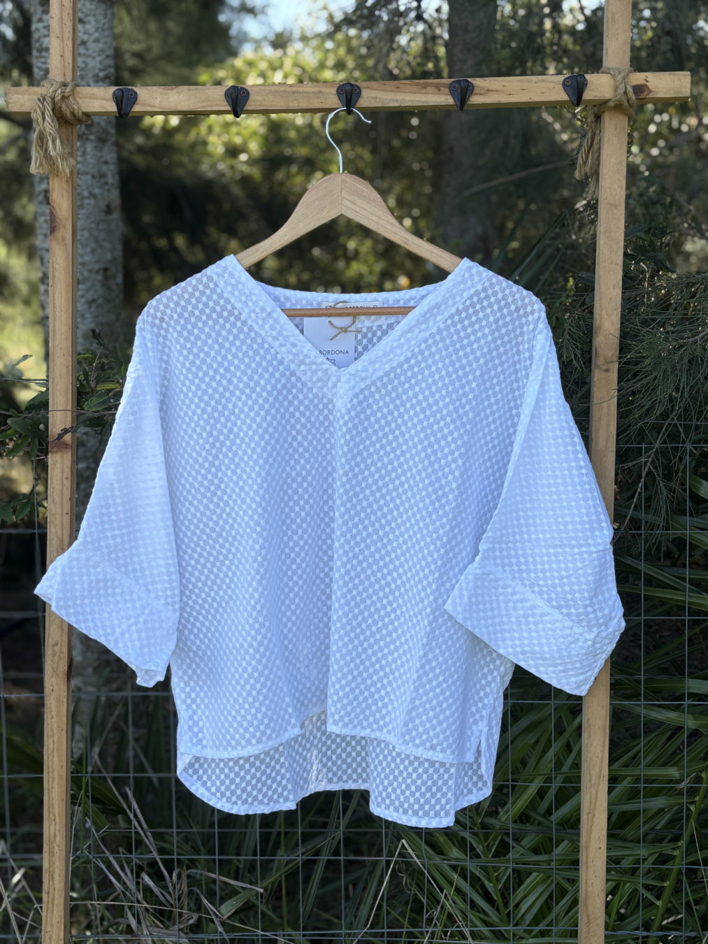 IMG_0233-copy-0 Blusa playera nudos - Imagen 1